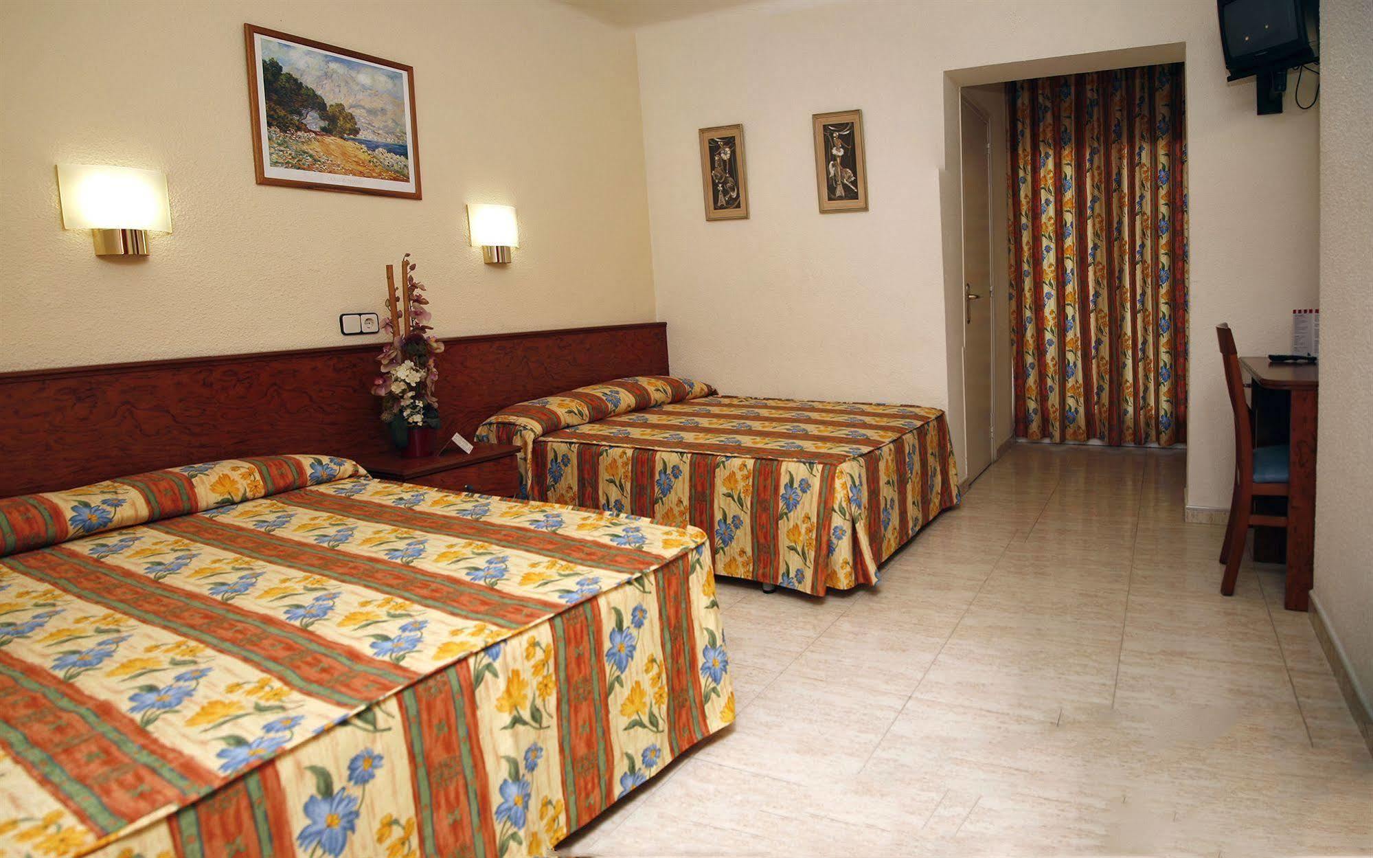 Hotel Rosa Nautica Малграт де Мар Екстериор снимка